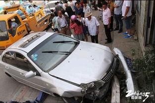 国产电车事故车祸视频