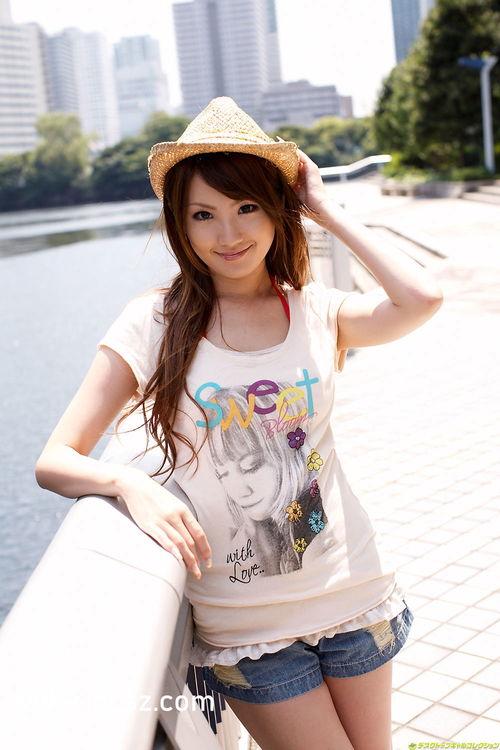 日韩国产在视频线自在拍