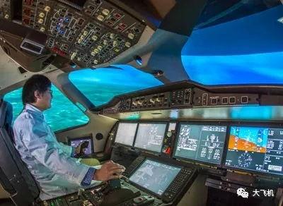 国产飞机驾驶室视频,科技与创新的飞行界面