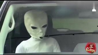 国产外星人搞笑视频合集,外星人搞笑视频合集欢乐大放送  第3张